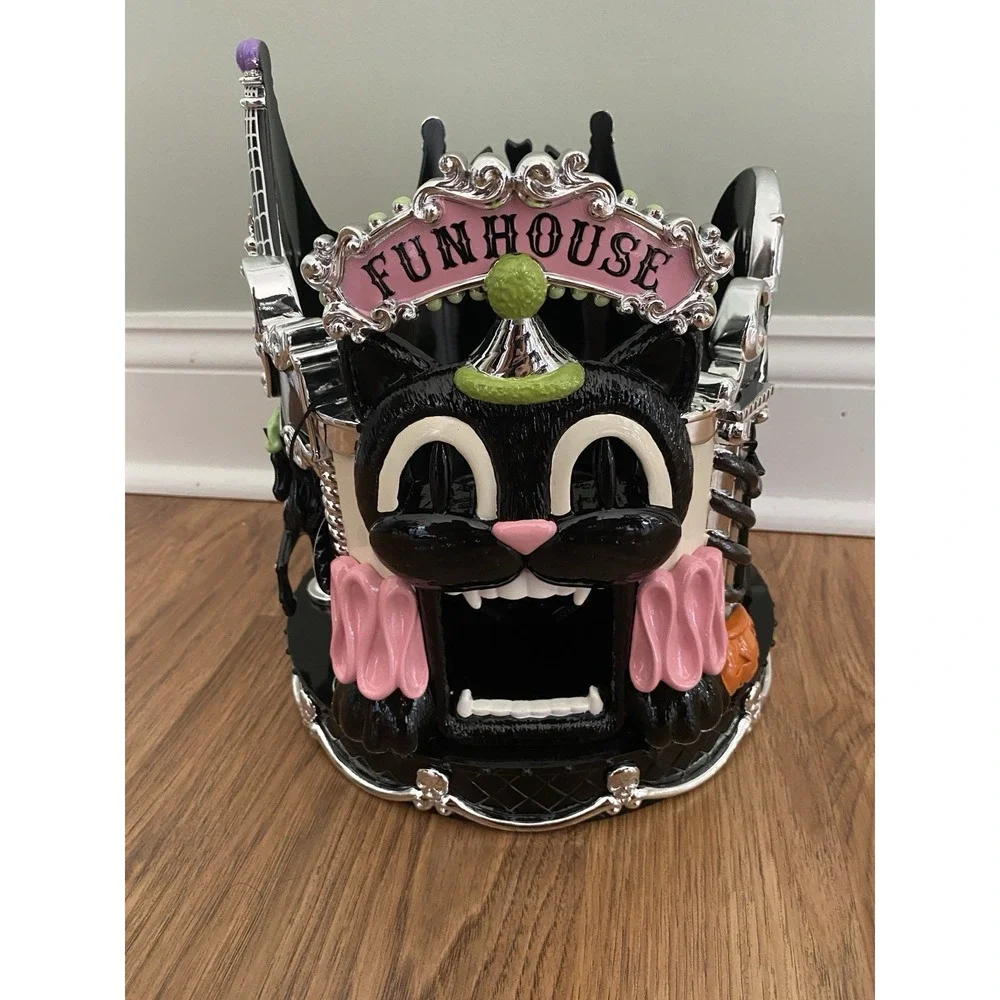 Bath & Body Works Glow-in-the-Dark Circus Luminary 3-Wick Candle Holder